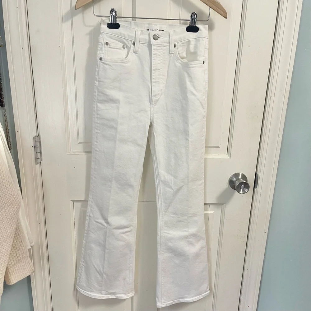 Aritzia Denim Forum Twiggy High Rise Flare Size 25 White Summer Spring - Picture 2 of 8